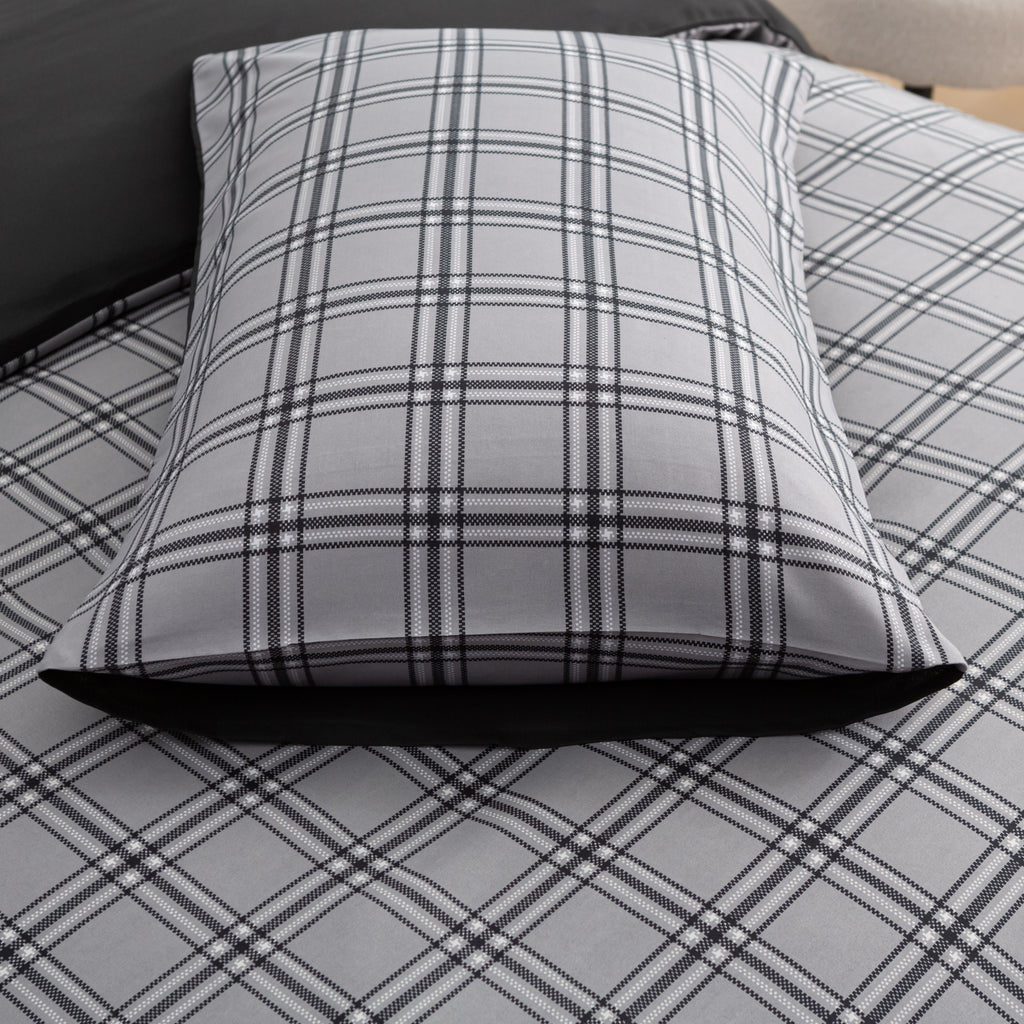 Reversible Duvet Cover Set – 3 Piece Soft Microfiber Bedding Set | ORYX HOME